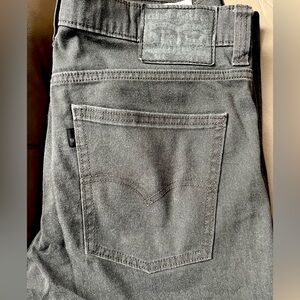 Gray  Levi’s 511 jeans   size 34x34